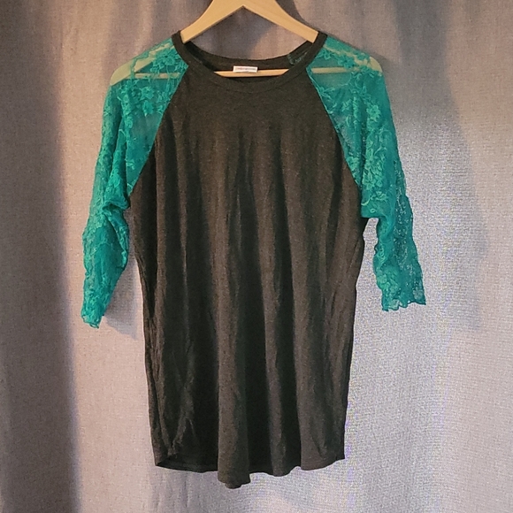 Lularoe Randy - Picture 1 of 3